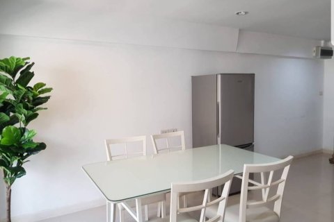 Condominio de 2 dormitorios en Bangkok, Tailandia № 157488 - foto 5