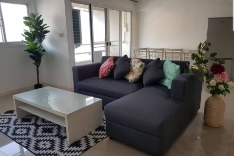 Condo in Bangkok, Thailand, 2 bedrooms  № 157488