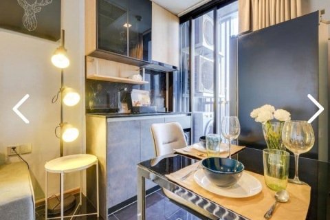 Condominio de 1 dormitorio en Bangkok, Tailandia № 157487 - foto 4