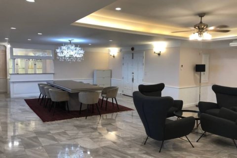Condominio de 3 dormitorios en Bangkok, Tailandia № 157485 - foto 5