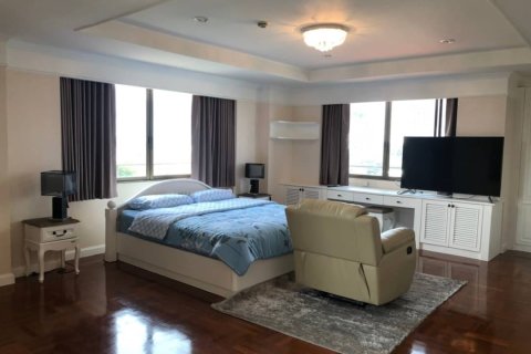 Condominio de 3 dormitorios en Bangkok, Tailandia № 157485 - foto 8
