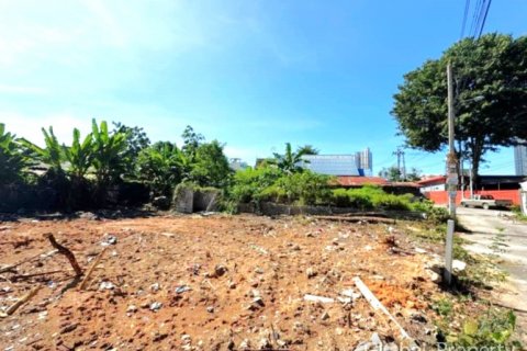 Terreno en Pattaya, Tailandia № 118979 - foto 2