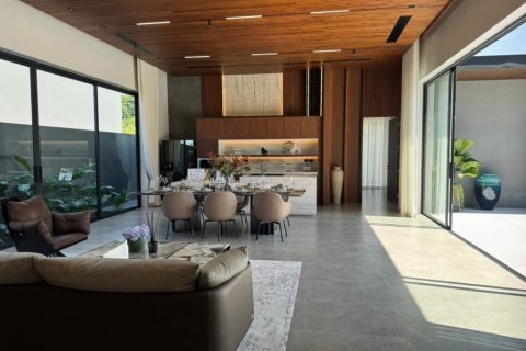 Villa in Phuket, Thailand 4 Schlafzimmer № 146948 - Foto 7