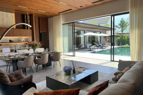 Villa in Phuket, Thailand 4 Schlafzimmer № 146948 - Foto 6
