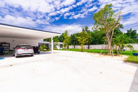 Casa de 4 dormitorios en Hua Hin, Tailandia № 146944 - foto 7