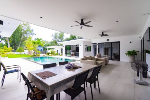 Casa de 4 dormitorios en Hua Hin, Tailandia № 146944 - foto 5