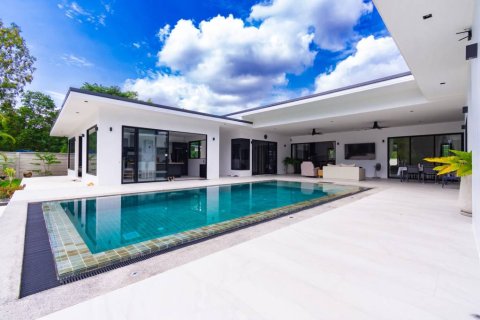 Casa de 4 dormitorios en Hua Hin, Tailandia № 146944 - foto 3