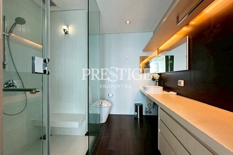 Condo in Pattaya, Thailand, 3 bedrooms  № 198183 - photo 11