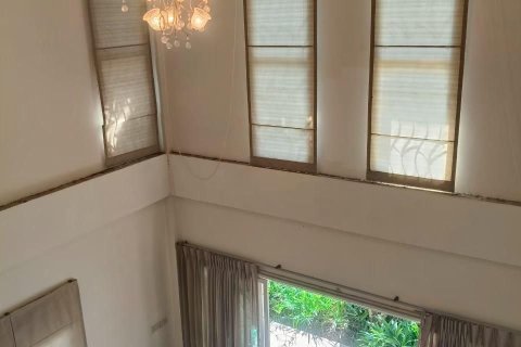 Haus in Phuket, Thailand 3 Schlafzimmer № 154783 - Foto 22