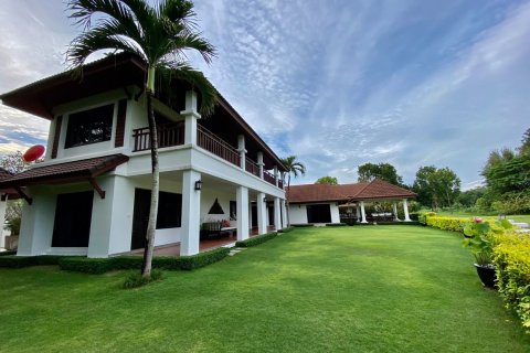 Casa de 3 dormitorios en Chiang Mai, Tailandia № 149642