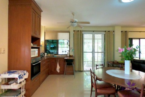 Casa de 3 dormitorios en Chiang Mai, Tailandia № 205615 - foto 7