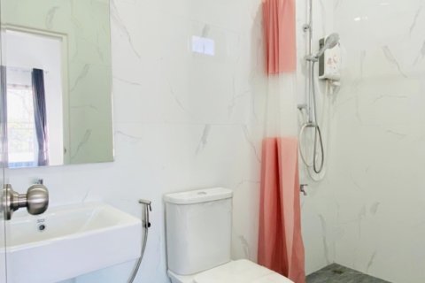 Casa de 3 dormitorios en Saraphi, Tailandia № 205614 - foto 11