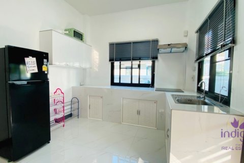 Casa de 3 dormitorios en Saraphi, Tailandia № 205614 - foto 6
