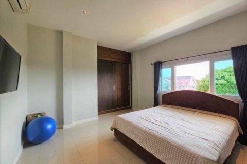 Casa de 4 dormitorios en Pattaya, Tailandia № 157706 - foto 7
