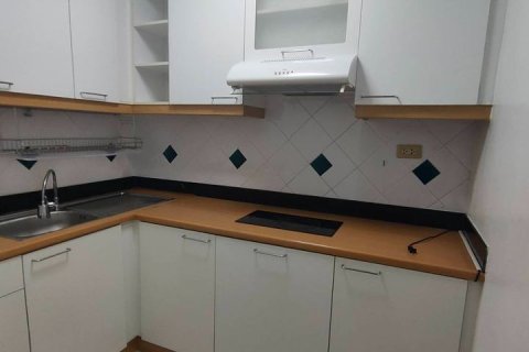 Condominio de 3 dormitorios en Bangkok, Tailandia № 157705 - foto 4