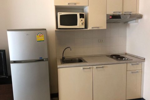 Condominio de 1 dormitorio en Bangkok, Tailandia № 157702 - foto 4