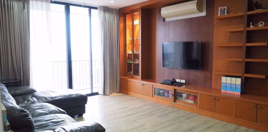 Condominio de 3 dormitorios en Chatuchak, Bangkok, Tailandia № 47937