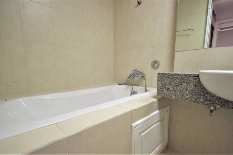 Condominio de 2 dormitorios en Watthana, Bangkok, Tailandia № 47935 - foto 13