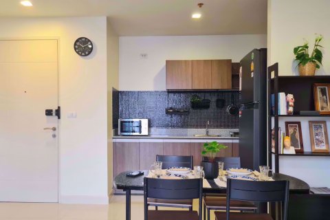 Condominio de 1 dormitorio en Bang Rak, Bangkok, Tailandia № 47936 - foto 3