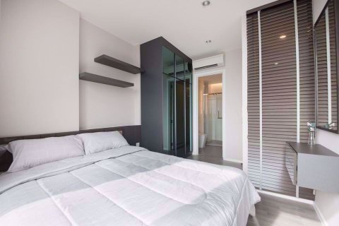 Condominio de 1 dormitorio en Khlong Toei, Bangkok, Tailandia № 47932 - foto 6