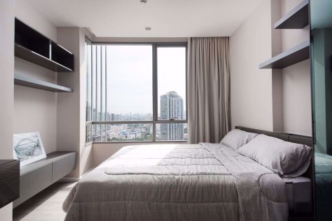 Condominio de 1 dormitorio en Khlong Toei, Bangkok, Tailandia № 47932 - foto 5
