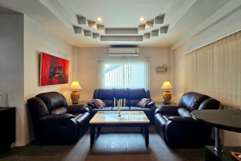 Chalet de 2 dormitorios en Hua Hin, Tailandia № 171614 - foto 18