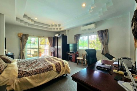 Chalet de 2 dormitorios en Hua Hin, Tailandia № 171614 - foto 28