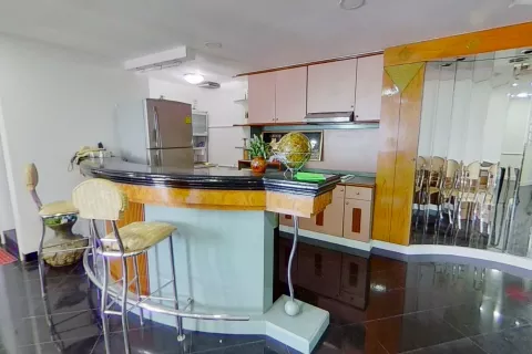 Condominio de 2 dormitorios en Yan Nawa, Bangkok, Tailandia № 139508 - foto 3