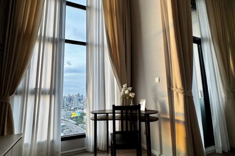 Studio in Khlong Toei, Bangkok, Thailand № 139505