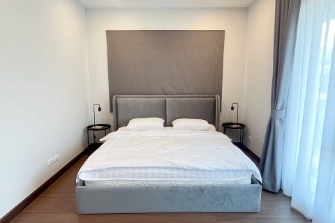 Casa de 5 dormitorios en Bangkok, Tailandia № 180687 - foto 11