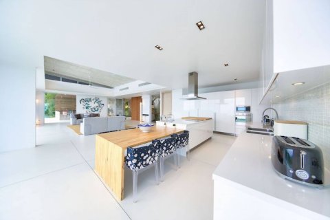 Casa de 5 dormitorios en Ko Samui, Tailandia № 180681 - foto 12