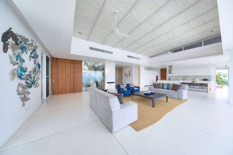 Casa de 5 dormitorios en Ko Samui, Tailandia № 180681 - foto 8