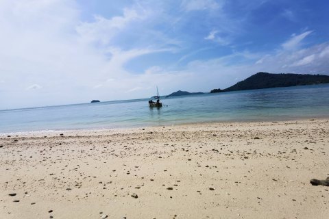 Terreno en Ko Kaeo, Tailandia № 180682 - foto 11