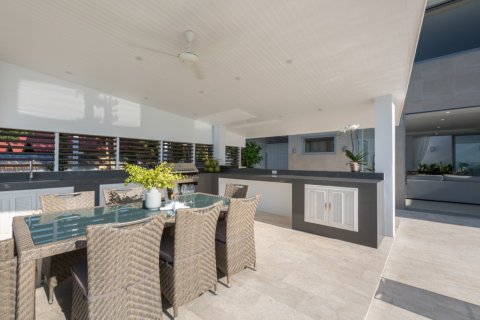Casa de 3 dormitorios en Ko Samui, Tailandia № 180683 - foto 8