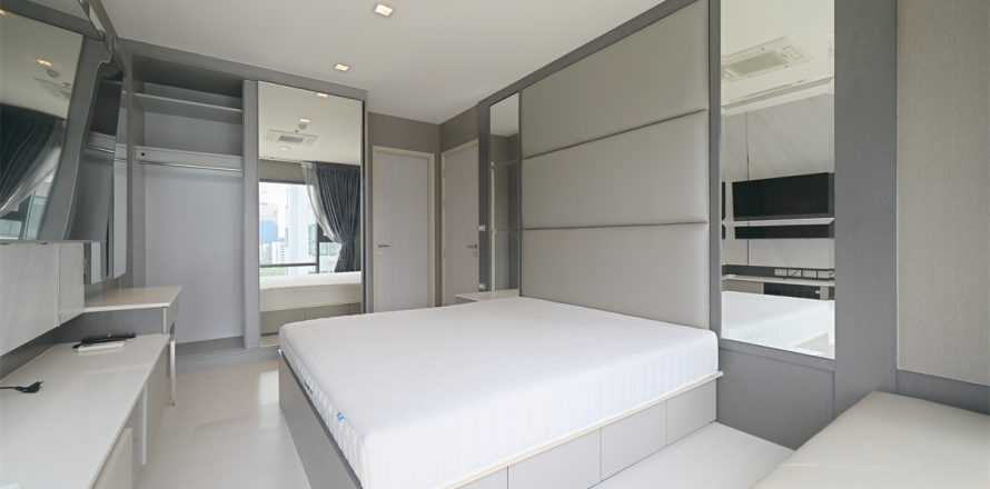 Condominio de 2 dormitorios en Bangkok, Tailandia № 188018