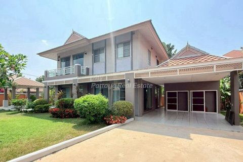 Maison à Bang Lamung, Thaïlande 4 chambres № 233700