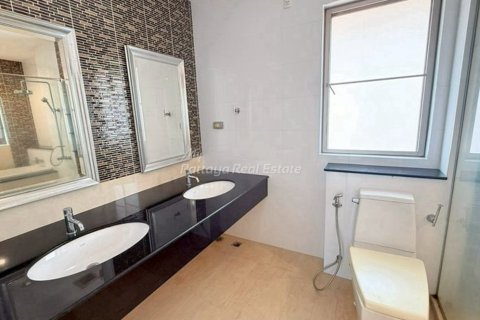 Haus in Bang Lamung, Thailand 4 Schlafzimmer № 233700 - Foto 14