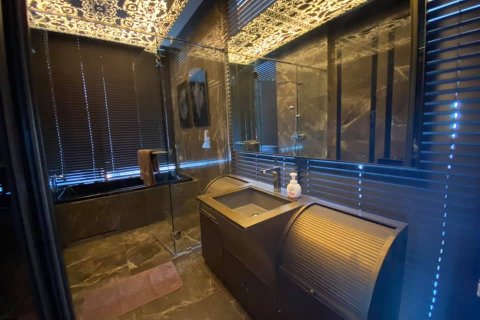 Condominio de 3 dormitorios en Watthana, Bangkok, Tailandia № 134105 - foto 21