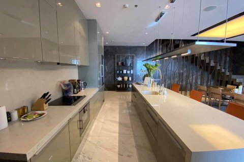Condominio de 3 dormitorios en Watthana, Bangkok, Tailandia № 134105 - foto 7