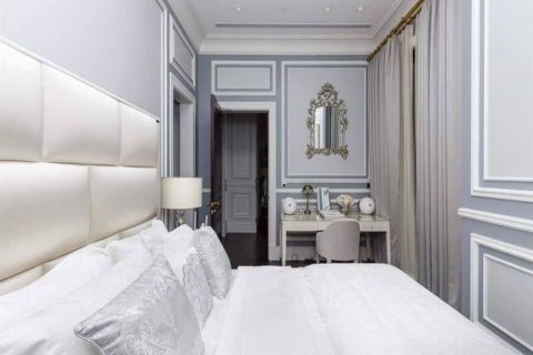 Condominio de 2 dormitorios en Pathum Wan, Bangkok, Tailandia № 134101 - foto 7