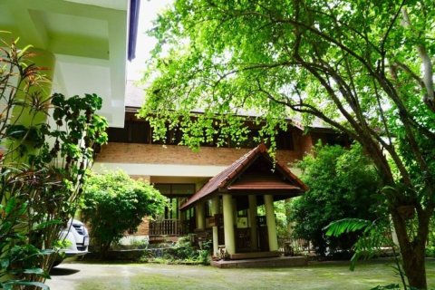 Casa de 3 dormitorios en Chiang Mai, Tailandia № 149626