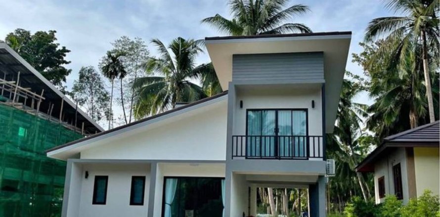 Casa de 3 dormitorios en Surat Thani, Tailandia № 115408