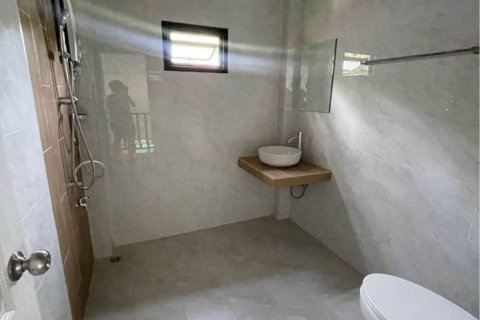 Casa de 3 dormitorios en Surat Thani, Tailandia № 115408 - foto 9
