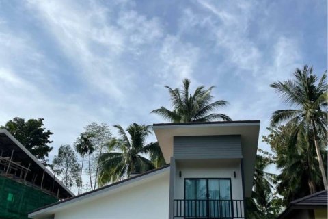 Casa de 3 dormitorios en Surat Thani, Tailandia № 115408 - foto 3