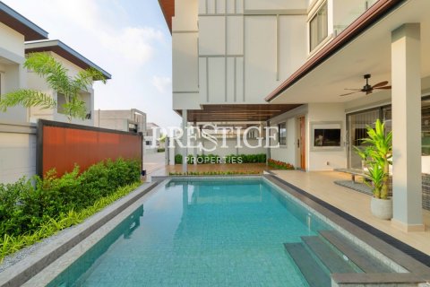 Haus in Pattaya, Thailand 3 Schlafzimmer № 197584