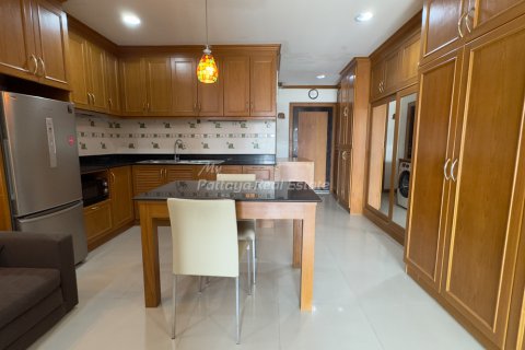 Condominio de 1 dormitorio en Bang Lamung, Tailandia № 205073 - foto 2