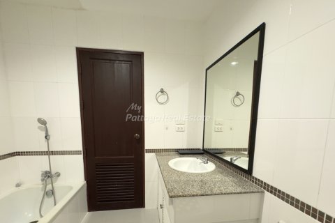 Estudio en el condominio en Bang Lamung, Tailandia № 205072 - foto 10