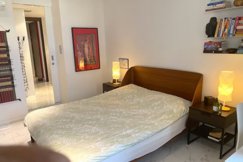 Condo in Bangkok, Thailand, 2 bedrooms № 65648 - photo 19