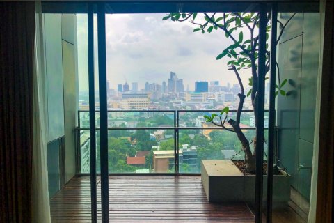 Condominio de 3 dormitorios en Bangkok, Tailandia № 65649 - foto 5