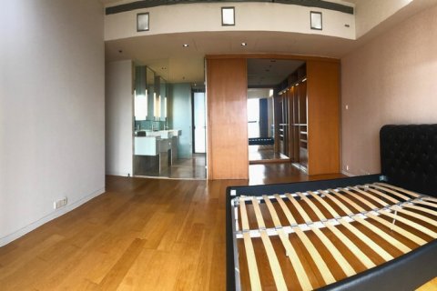 Condominio de 3 dormitorios en Bangkok, Tailandia № 65649 - foto 11